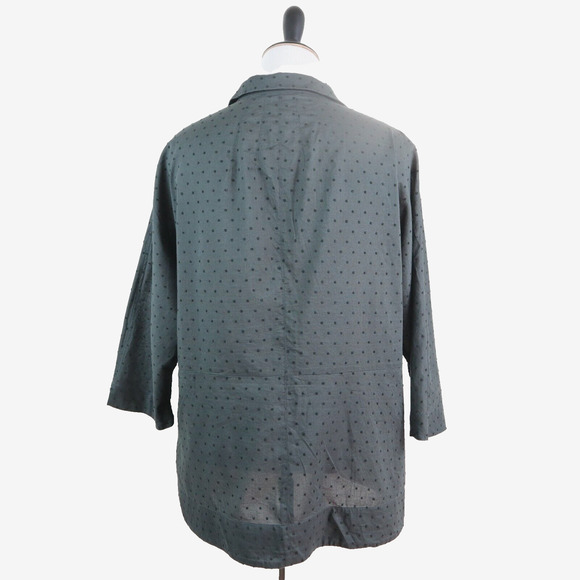 Soft Surroundings Size 1X Dotted Button Down Shirt Dolman Gray - Picture 4 of 10